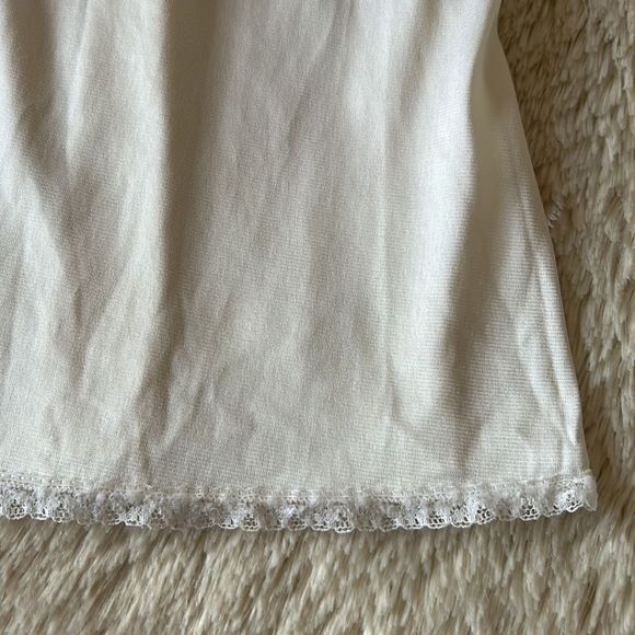 Vintage Vanity Fair slip white size SML - Picture 6 of 13
